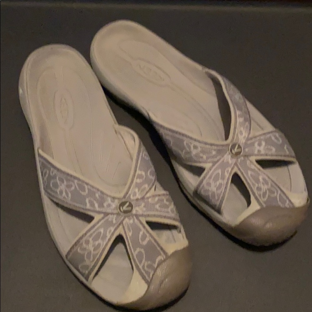 Keen Women’s Bali 11